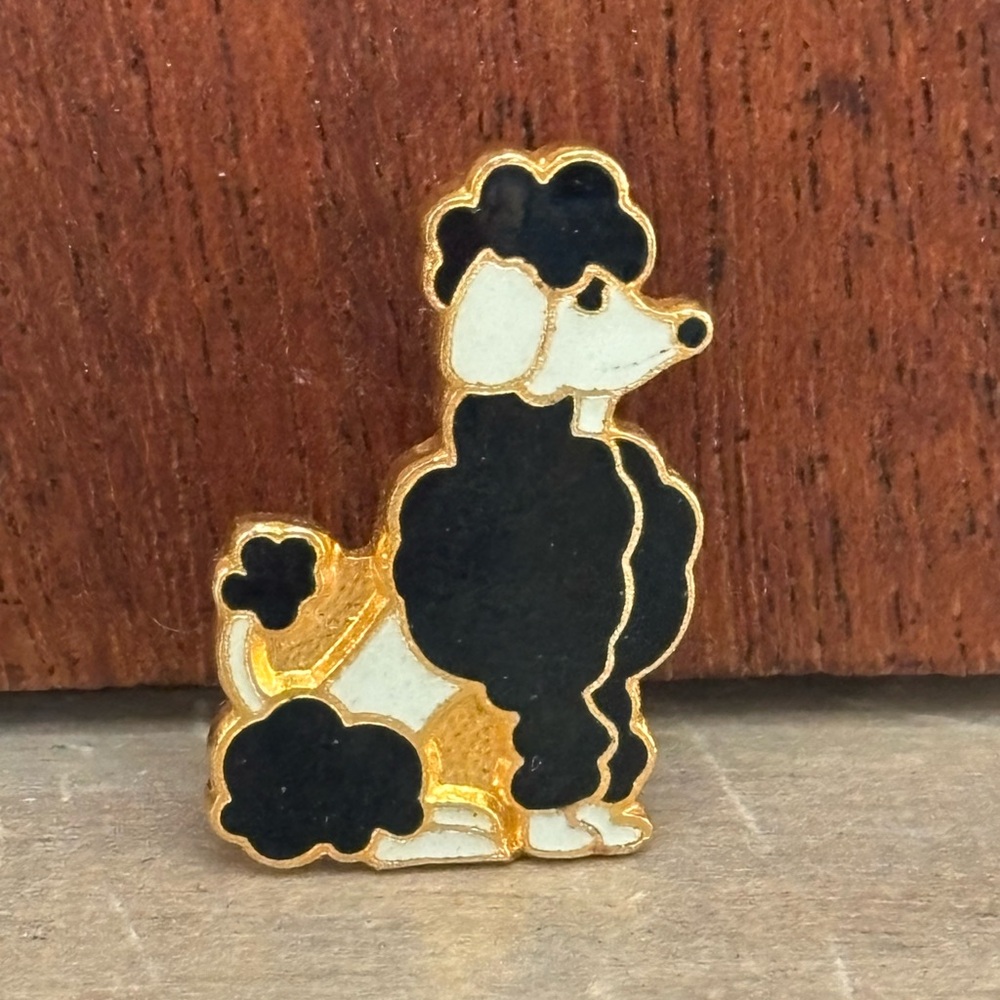 Vintage Aviva Taiwan Enamel Black and White Poodle Brooch Size 1 inch tall